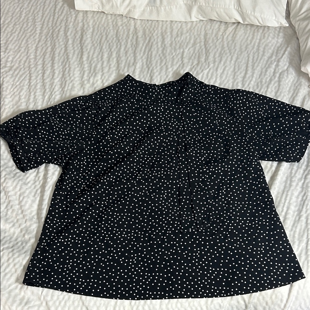 SHEIN Black and White Dotted Blouse